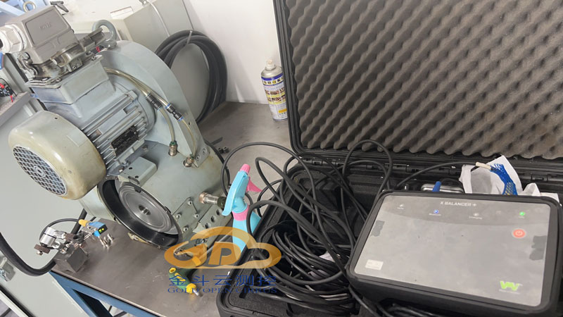 VMI X-Balancer+动平衡仪为何能解决探伤仪的动平衡不良问题