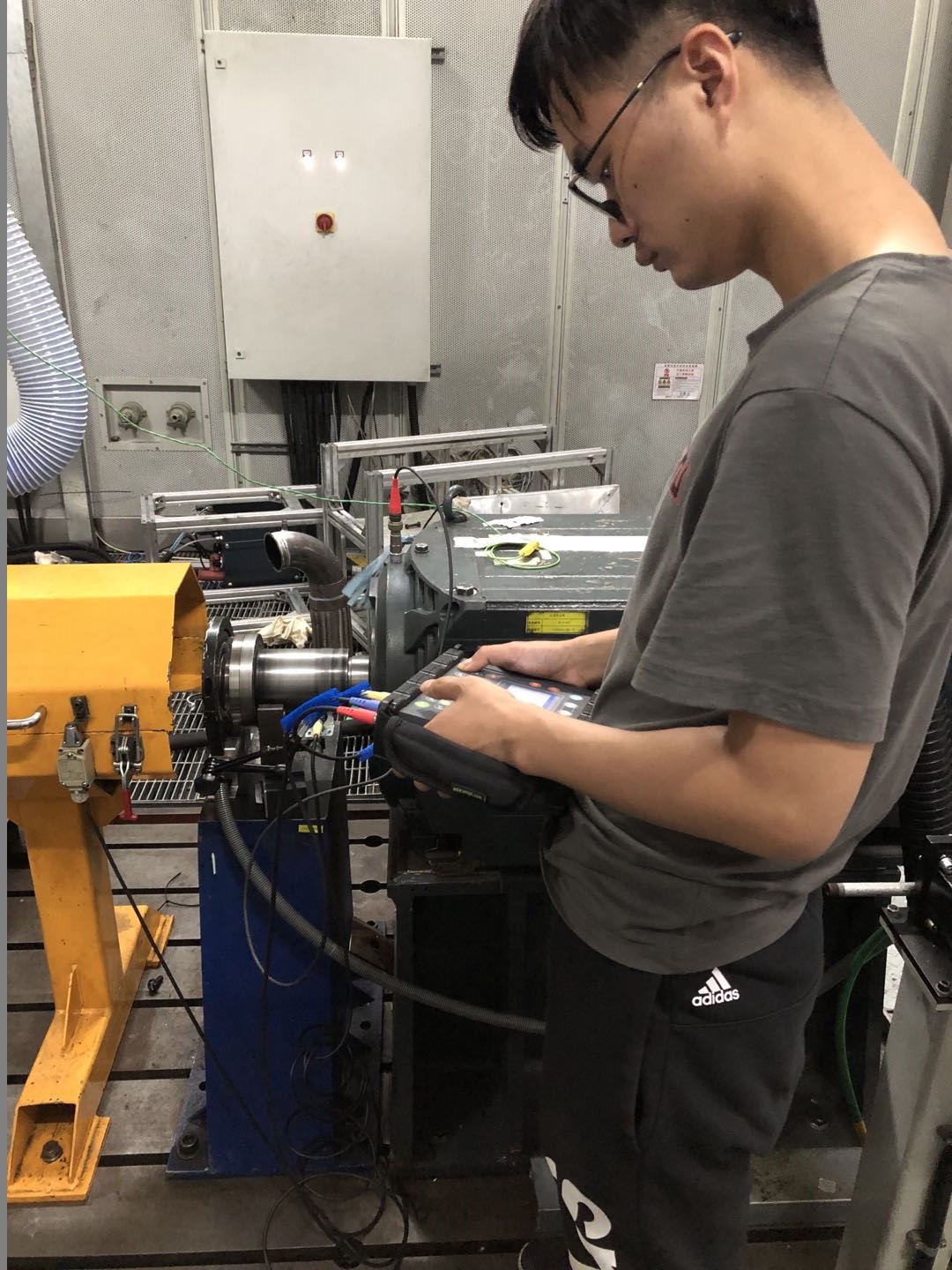 振动检测先行，昆山金斗云助力制造业稳健运行